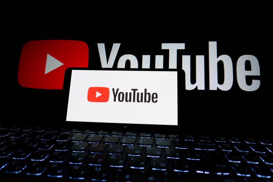Logos y capturas de pantalla de las principales herramientas para programar contenido en redes sociales.